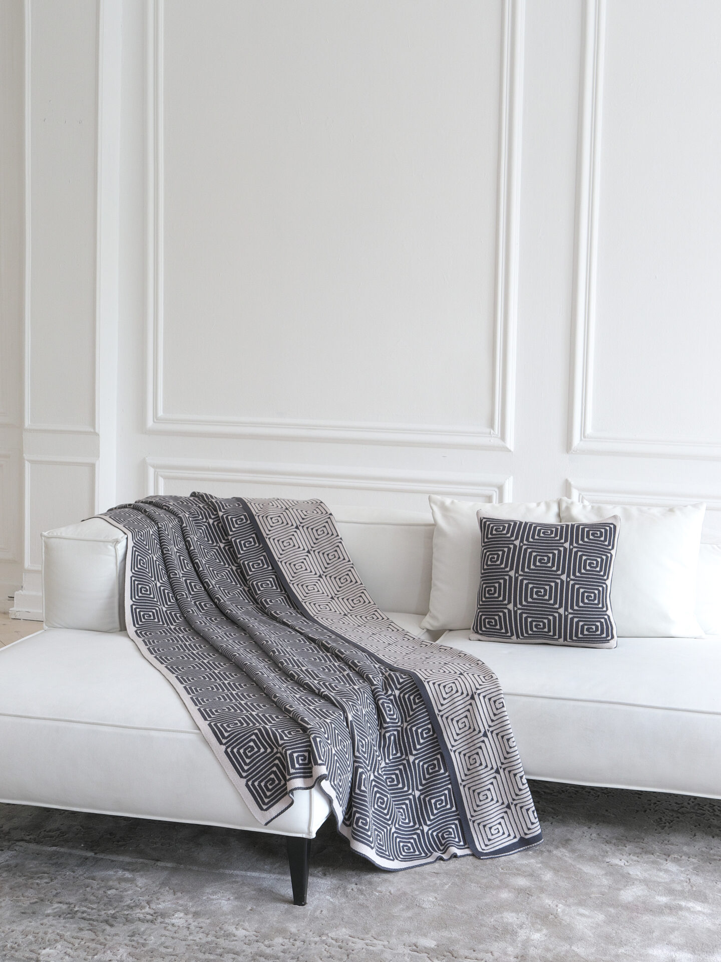 lamodno-monogram-anthracite-beige_1