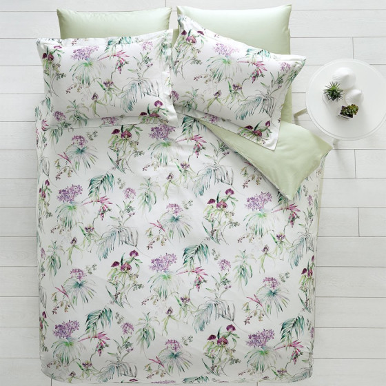 577b2464b0c7b52-560x725