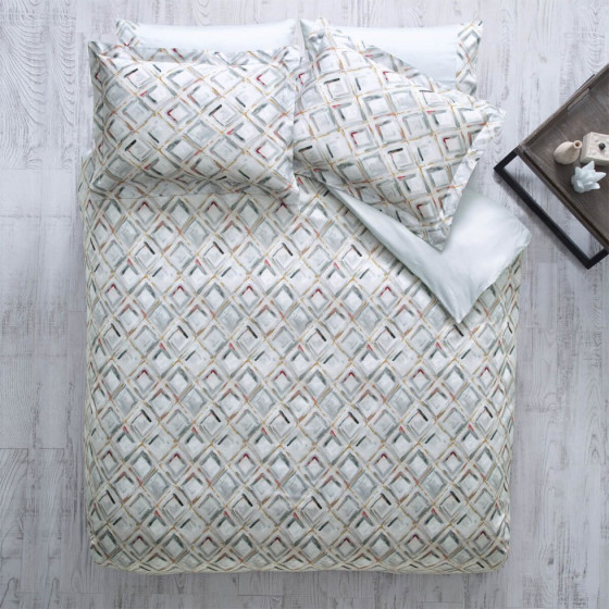 ba102602a246044-560x725