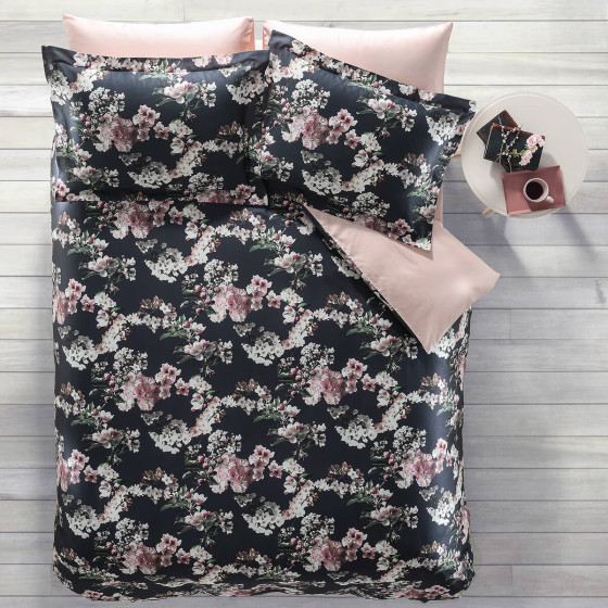 lavinia-nev-tktepeden-560x725