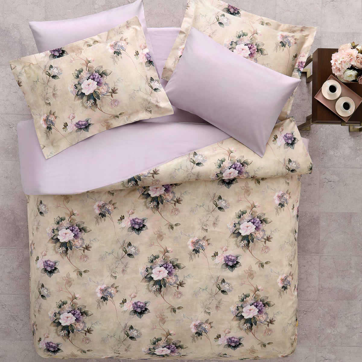 tivolyo-belissa-nevresim-tepeden