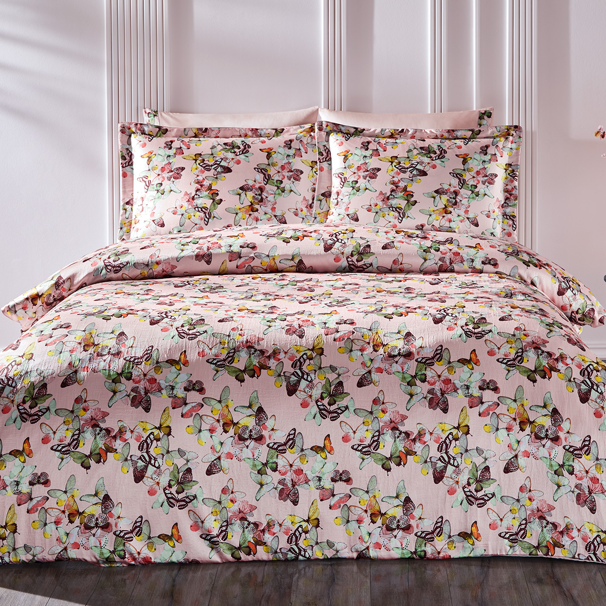 Tivolyo-Home-Butterfly-World-Pembe-Nevresim-Takimi-1