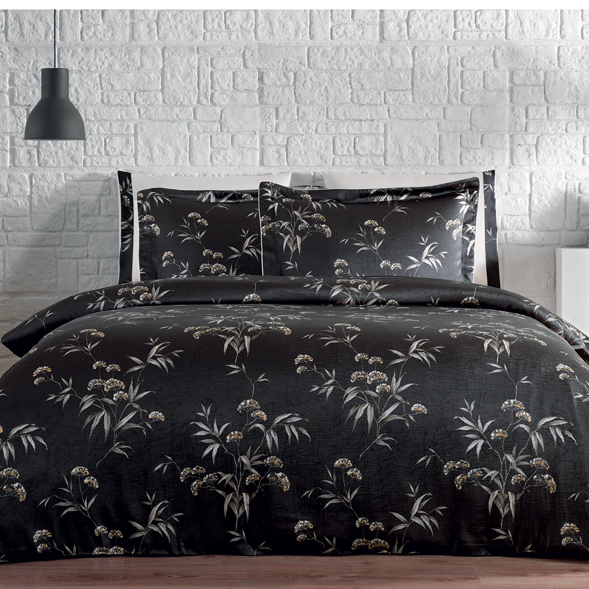 Tivolyo-Home-Justine-Siyah-Nevresim-Takimi-1