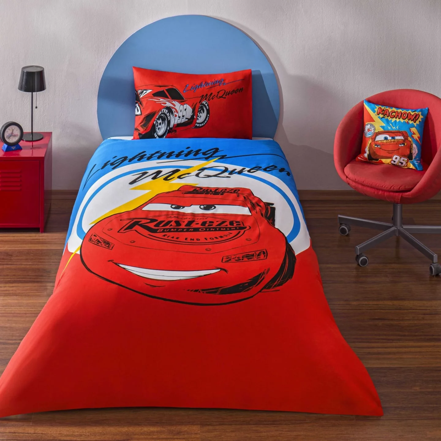 Cars-Mcqueen-1