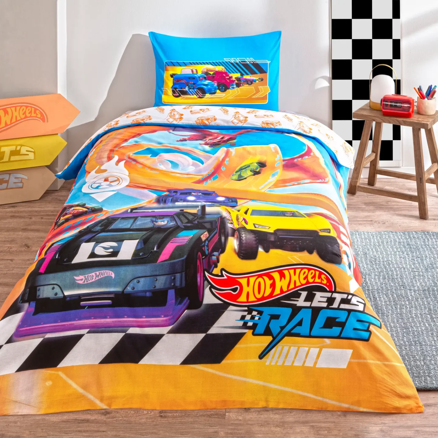 Hot-Wheels-lets-Race-1