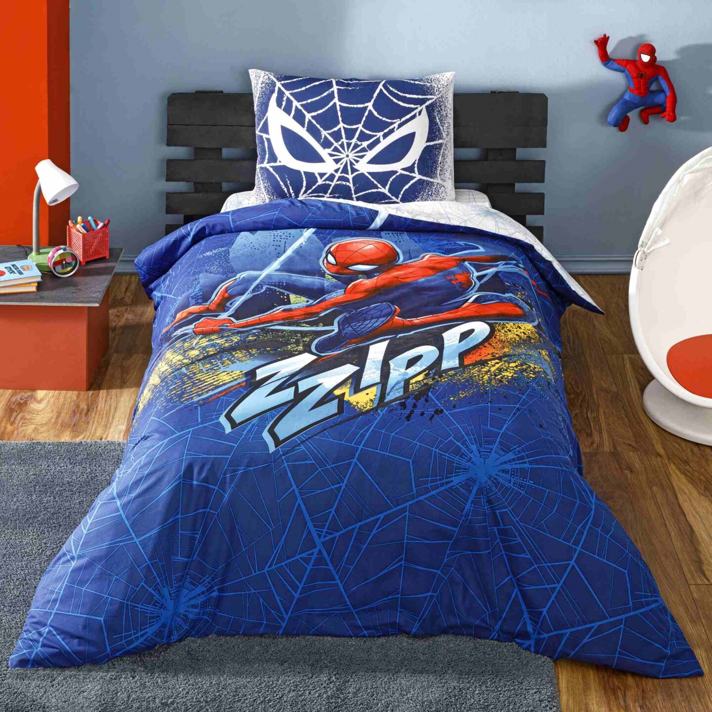 spiderman-blue-city-1