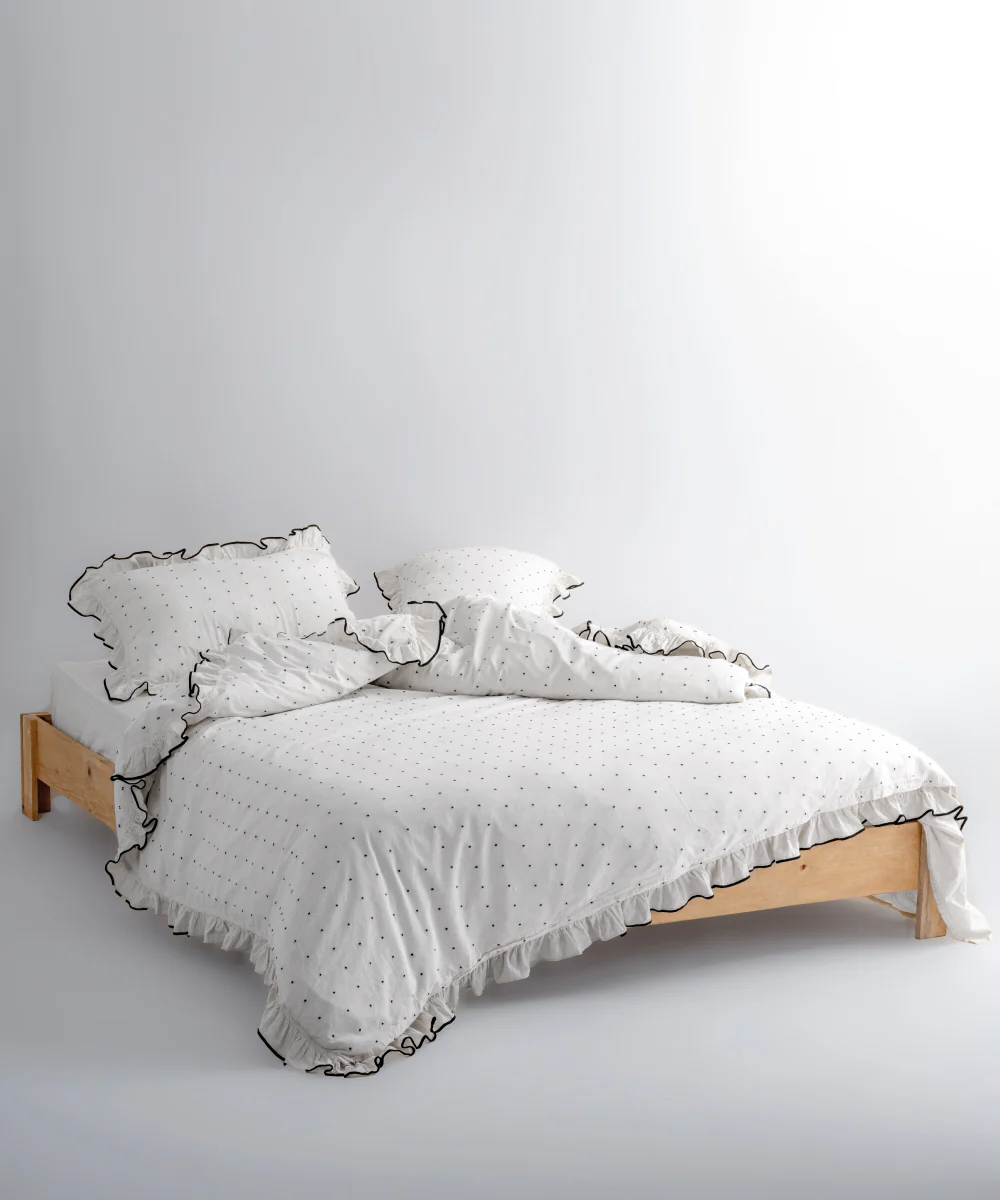 Point-Excl-Snow-White-1